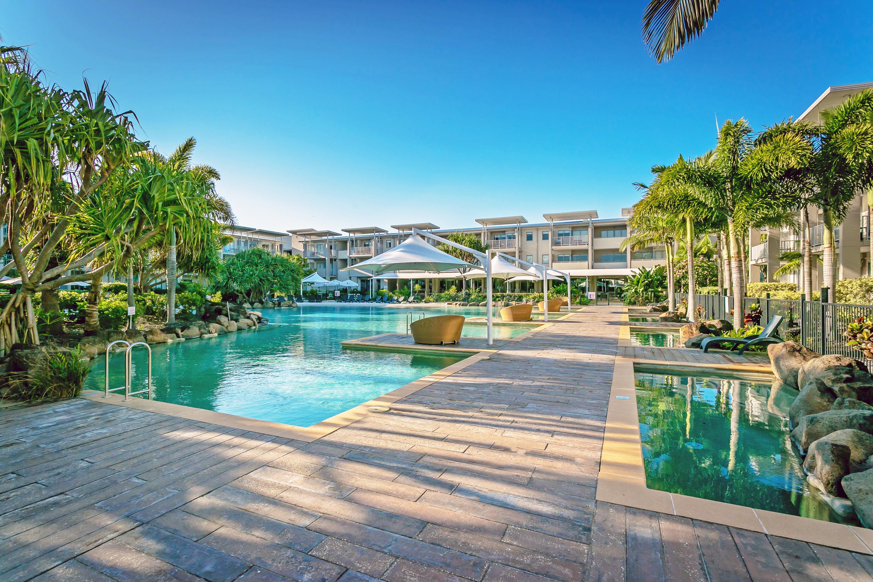 Peppers Salt Resort & Spa Кингсклифф Экстерьер фото The pool at the InterContinental Sanctuary Cove Resort